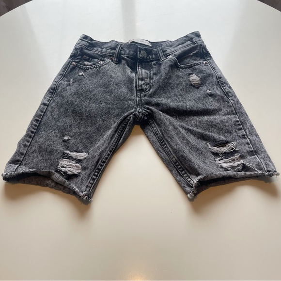 LEVIS Black 511 Slim Distressed Shorts Size 14 - Picture 3 of 8